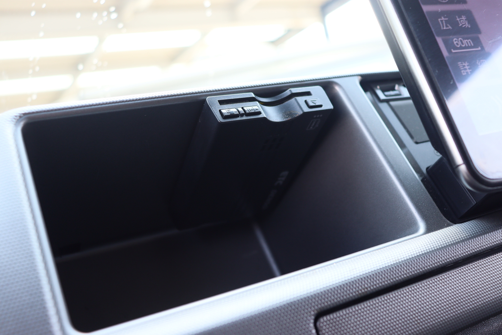 キャンピングカー バンコン ﾊｲｴｰｽ ﾅｯﾂRV ﾘｰｸ