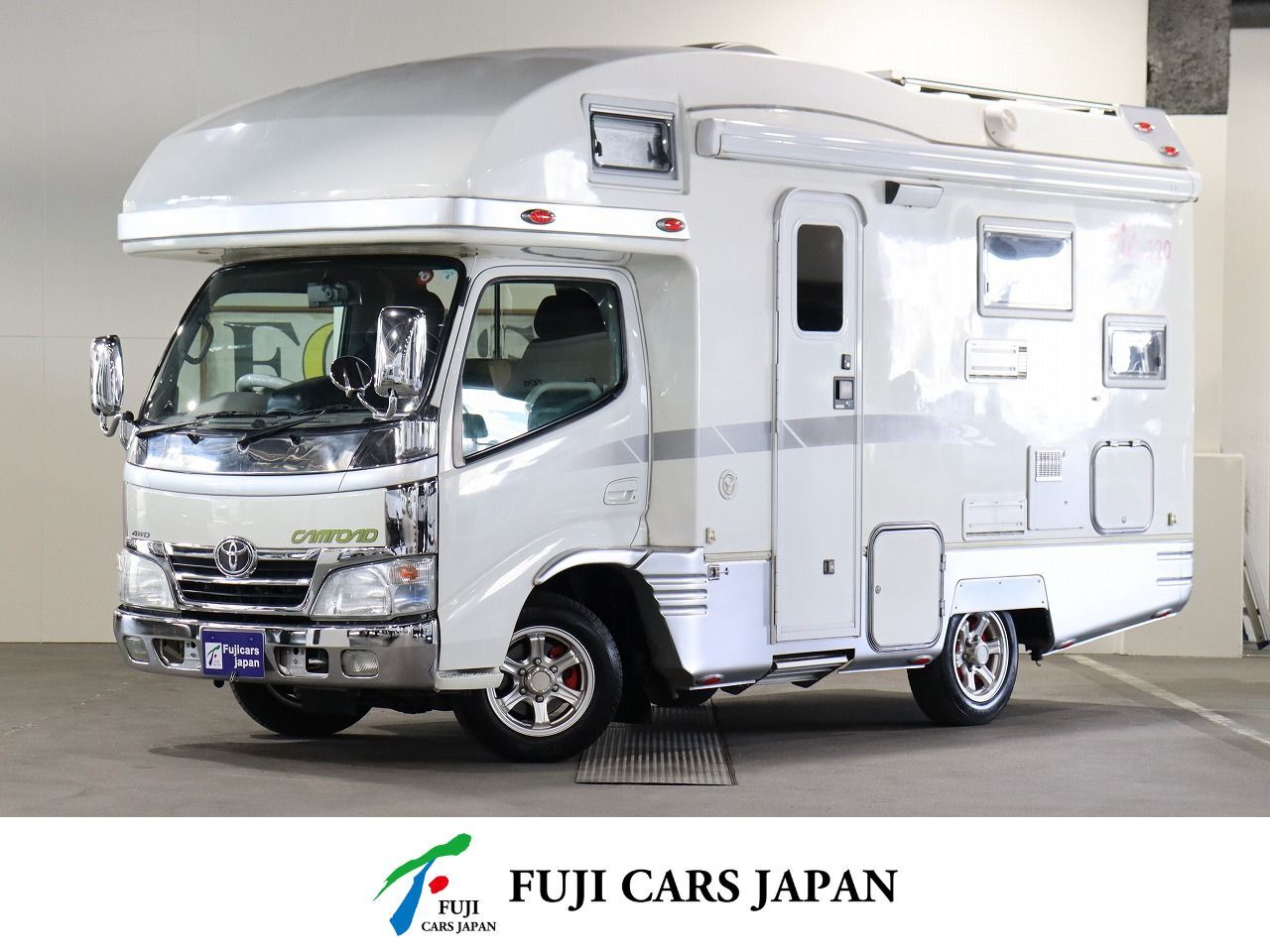 キャンピングカー キャブコン カムロード バンテック ジル520 4WD