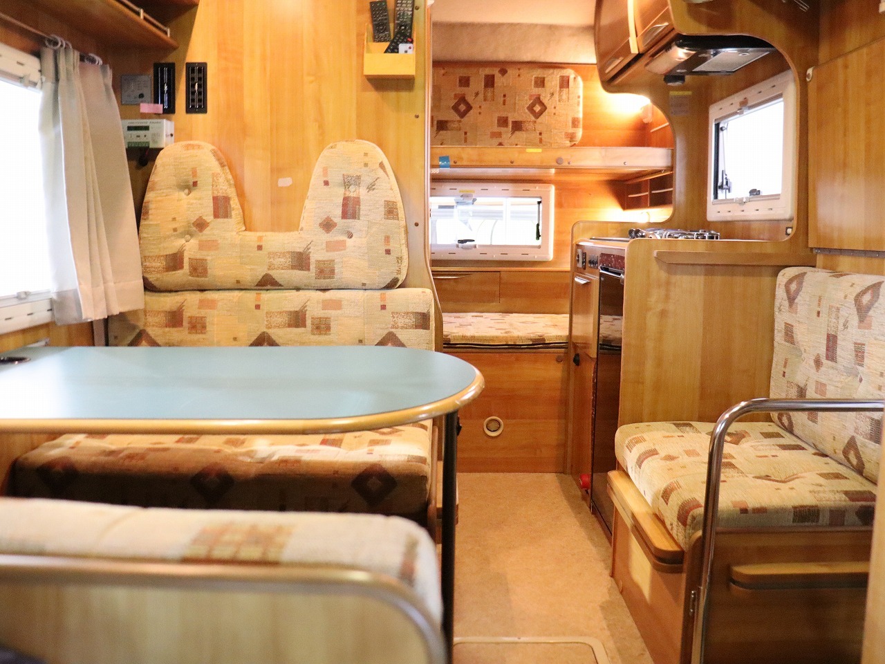 キャンピングカー キャブコン ｶﾑﾛｰﾄﾞ ﾊﾞﾝﾃｯｸ ｼﾞﾙ520 4WD