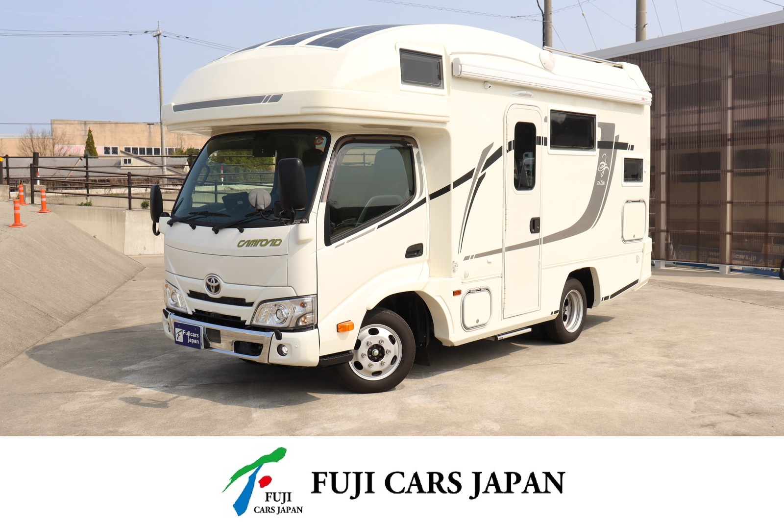 キャンピングカー キャブコン カムロード バンテックジル520 家庭用エアコン4WD