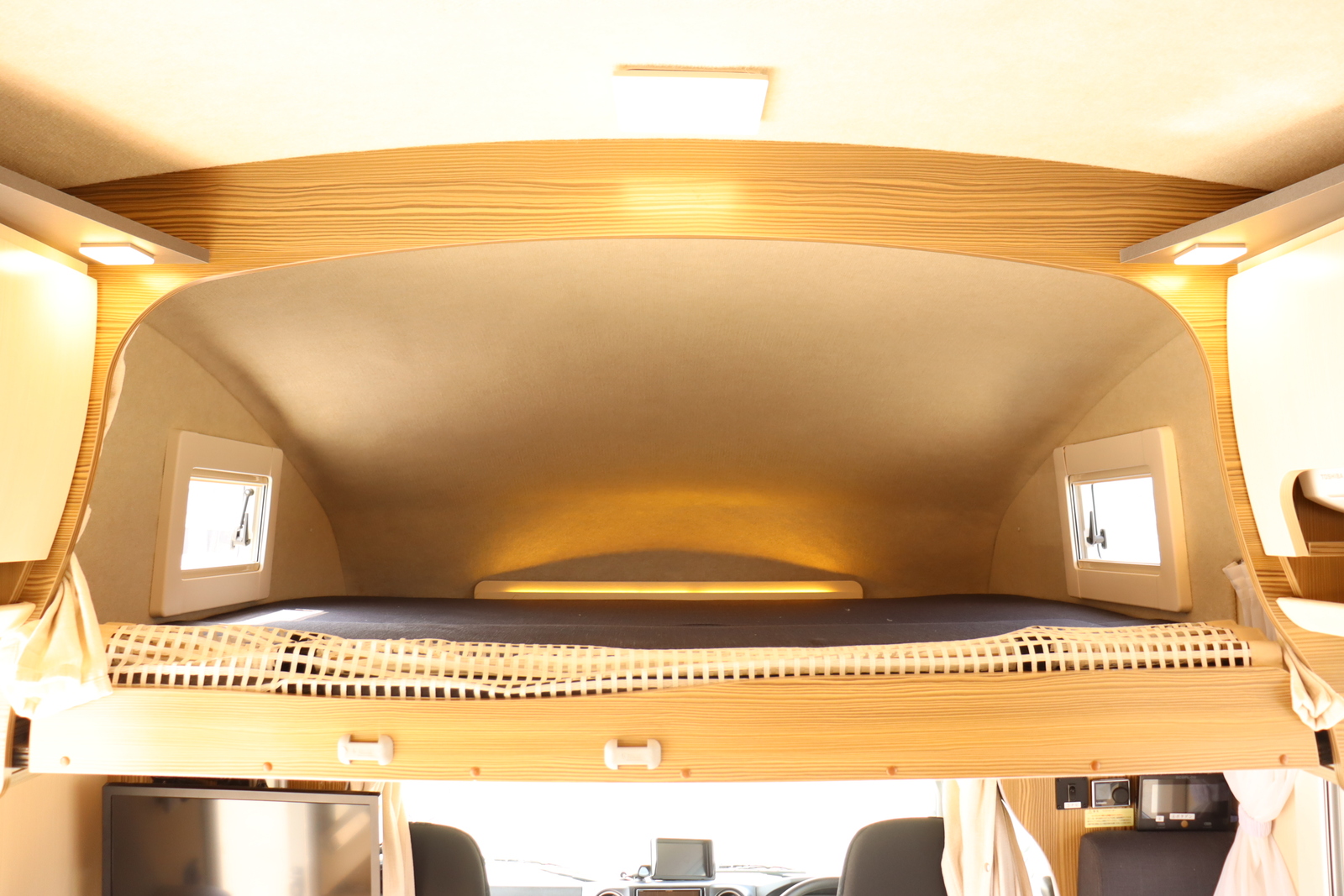 キャンピングカー キャブコン ｶﾑﾛｰﾄﾞ ﾊﾞﾝﾃｯｸｼﾞﾙ520 家庭用ｴｱｺﾝ4WD