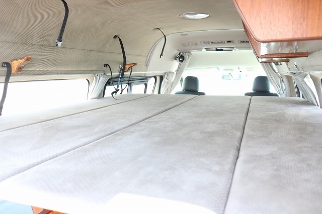 キャンピングカー バンコン ﾊｲｴｰｽ ﾋﾞｰｸﾙ ｸｯﾁｪｯﾀﾌｧﾐｰﾕ 4WD