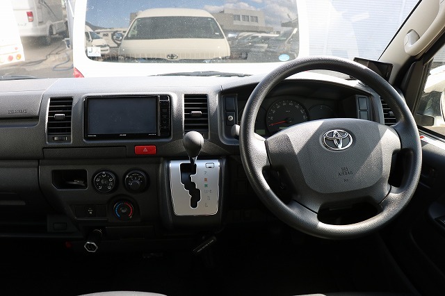 キャンピングカー バンコン ﾊｲｴｰｽ ﾋﾞｰｸﾙ ｸｯﾁｪｯﾀﾌｧﾐｰﾕ 4WD