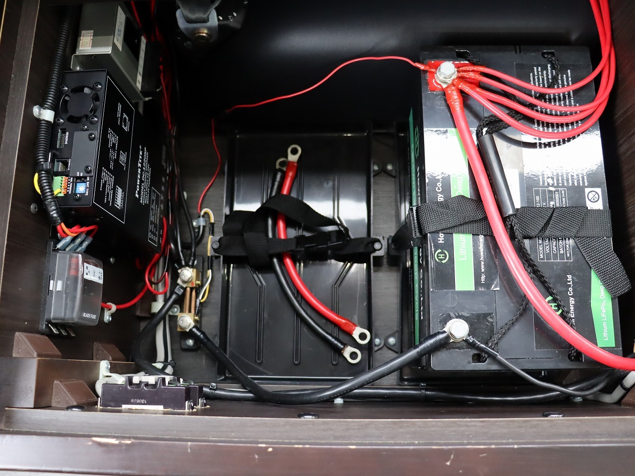 キャンピングカー バンコン ﾊｲｴｰｽ ｹｲﾜｰｸｽ ｵｰﾛﾗDKﾜｺﾞﾝ ﾘﾁｳﾑFF