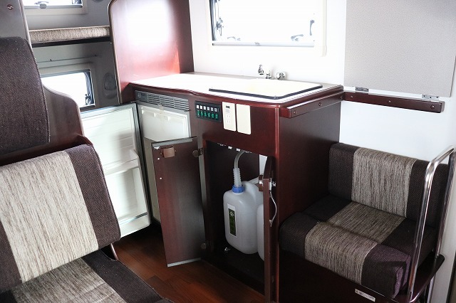 キャンピングカー キャブコン ｶﾑﾛｰﾄﾞ ﾅｯﾂRV ｸﾚｿﾝ FFﾋｰﾀｰ 4WD