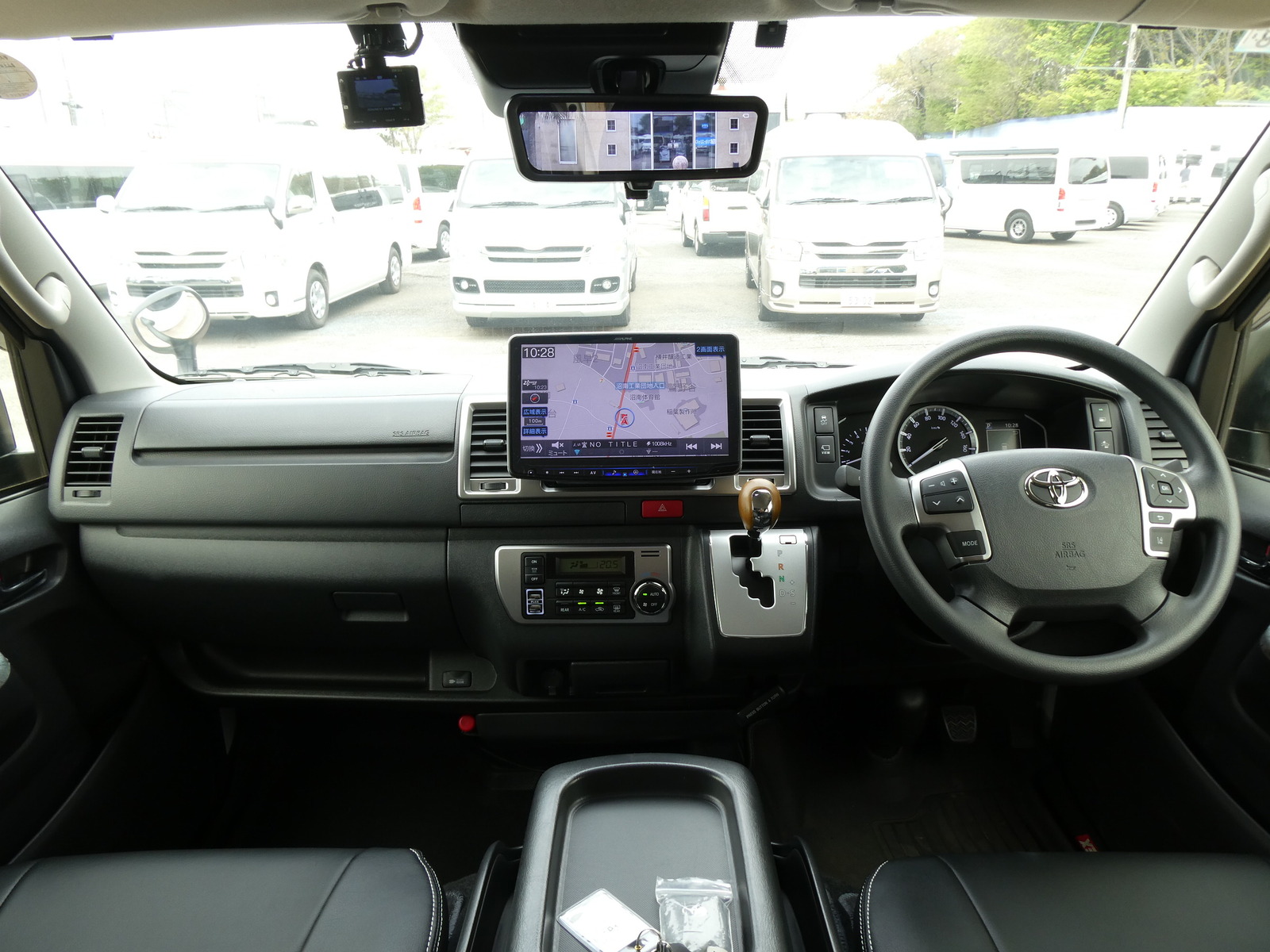 キャンピングカー バンコン ﾊｲｴｰｽ　GL　ﾌﾚｯｸｽ製　ﾍﾞｯﾄﾞｷｯﾄﾞ