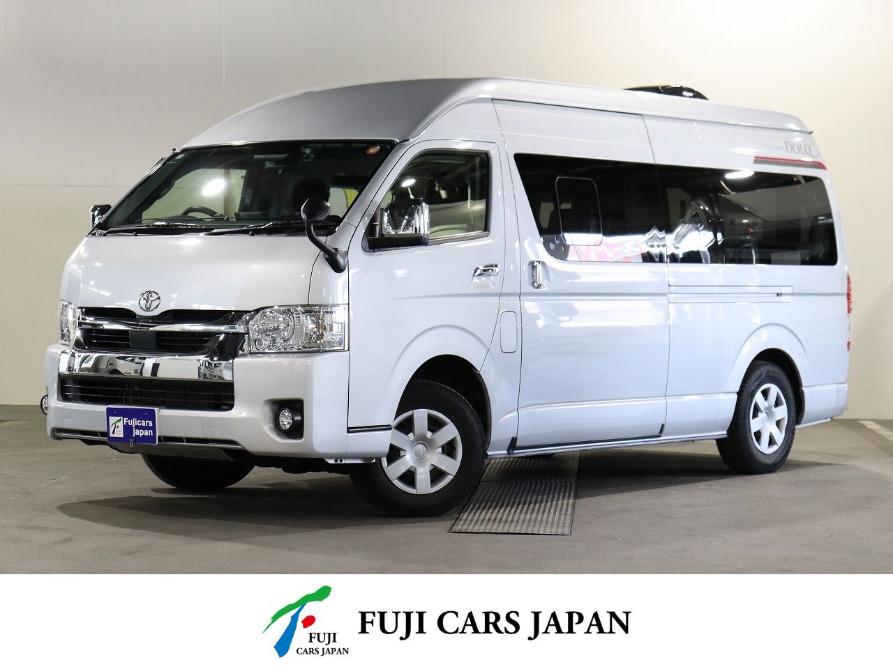 キャンピングカー バンコン ハイエース コンパスドルクP-COOL 4WD　FF