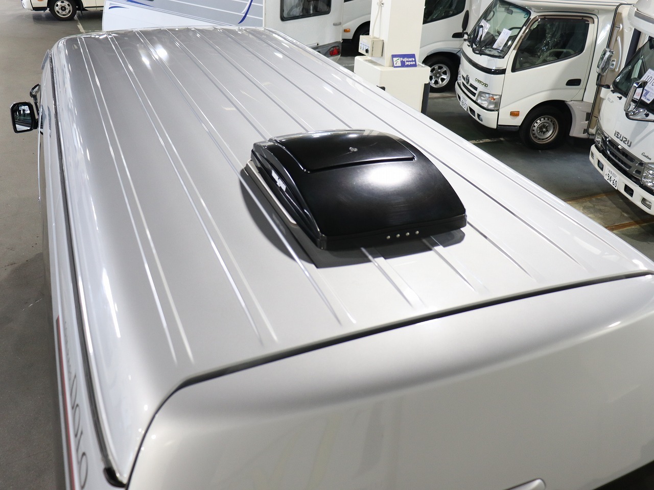 キャンピングカー バンコン ﾊｲｴｰｽ ｺﾝﾊﾟｽﾄﾞﾙｸP-COOL 4WD　FF