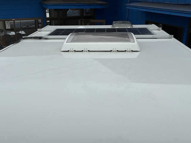 キャンピングカー トレーラー ﾄﾘｶﾞﾉ ｴﾒﾛｰﾄﾞ406VP