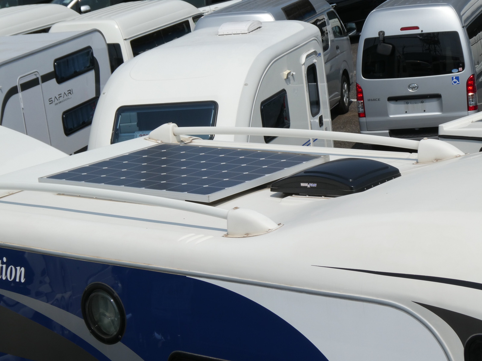 キャンピングカー キャブコン ﾅｯﾂRV　ｸﾚｱ　5.3X　ｴﾎﾞﾘｭｰｼｮﾝ　家AC　FF