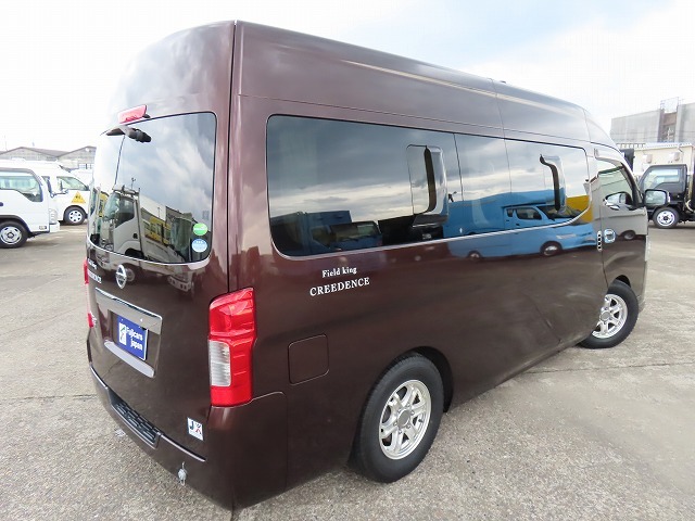 キャンピングカー バンコン NV350ｷｬﾗﾊﾞﾝｶｽﾀﾑﾌﾟﾛﾎﾜｲﾄ ｸﾘｰﾃﾞﾝｽ