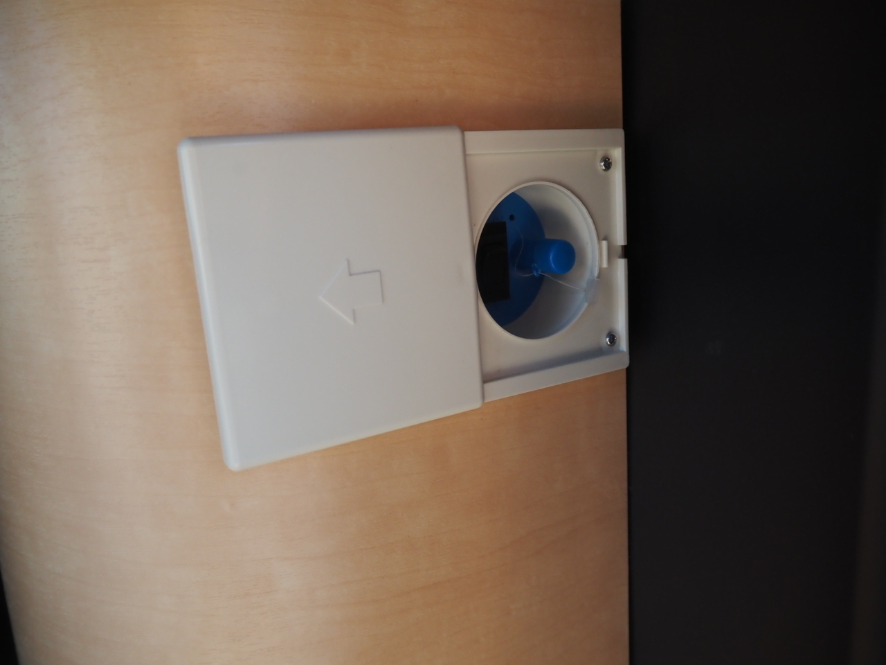 キャンピングカー バンコン ﾊｲｴｰｽ ｱﾙﾌﾚｯｸｽ ｼｰｽﾞﾈｸｽ　FFﾋｰﾀｰ