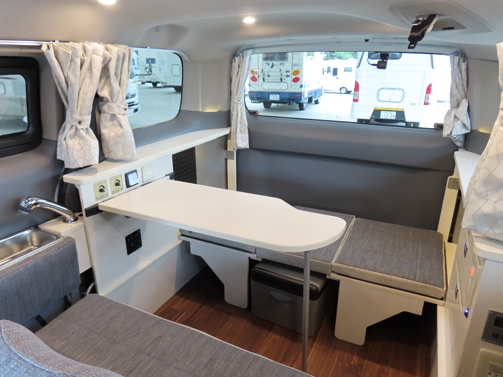 キャンピングカー バンコン NV200ﾊﾞﾈｯﾄ 東和 ﾂｪﾙﾄ