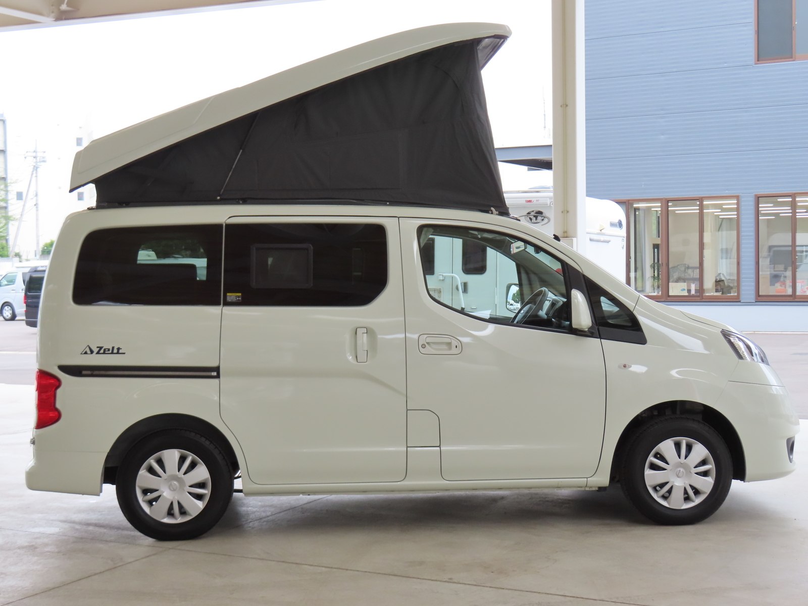 キャンピングカー バンコン NV200ﾊﾞﾈｯﾄ 東和 ﾂｪﾙﾄ