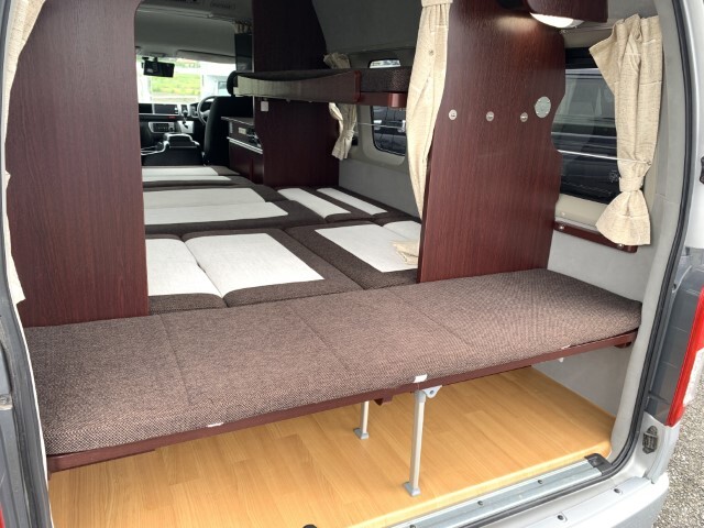 キャンピングカー バンコン ﾅｯﾂRV ﾗﾃﾞｨｯｼｭ FF暖房 1500ｲﾝﾊﾞｰﾀｰ