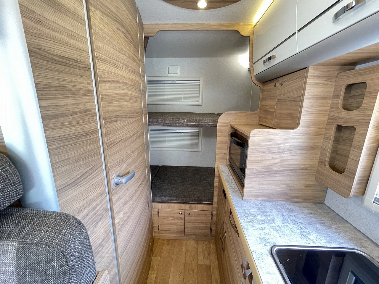 キャンピングカー キャブコン ｶﾑﾛｰﾄﾞ ﾀﾞｲﾚｸﾄｶｰｽﾞﾄﾘｯﾌﾟⅡ 4WD