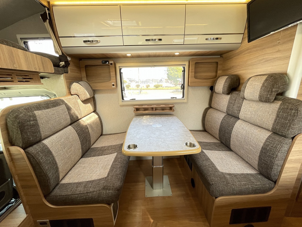 キャンピングカー キャブコン ｶﾑﾛｰﾄﾞ ﾀﾞｲﾚｸﾄｶｰｽﾞﾄﾘｯﾌﾟⅡ 4WD