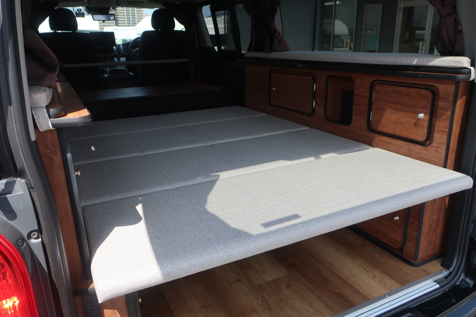 キャンピングカー バンコン ﾊｲｴｰｽ FOCS ｴｽﾊﾟｼｵes