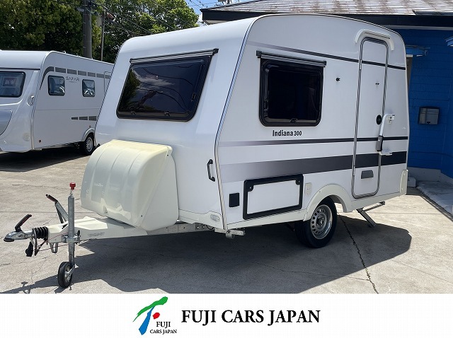 キャンピングカー トレーラー インディアナRV　ニワドー300L