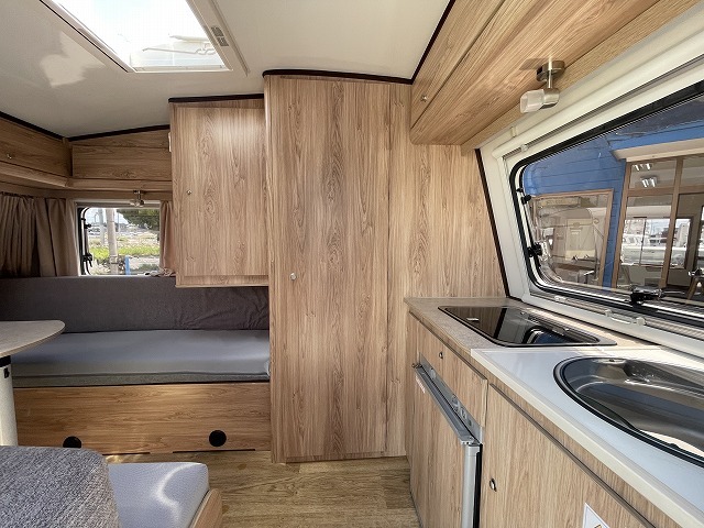 キャンピングカー トレーラー ｲﾝﾃﾞｨｱﾅRV　ﾆﾜﾄﾞｰ300L