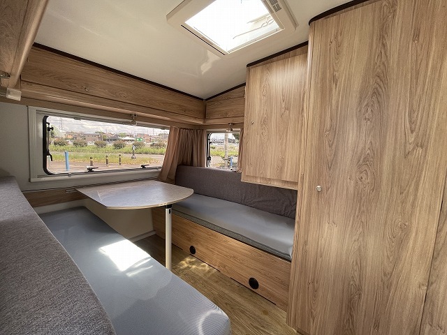 キャンピングカー トレーラー ｲﾝﾃﾞｨｱﾅRV　ﾆﾜﾄﾞｰ300L