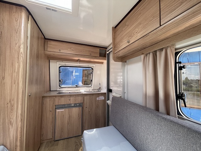 キャンピングカー トレーラー ｲﾝﾃﾞｨｱﾅRV　ﾆﾜﾄﾞｰ300L