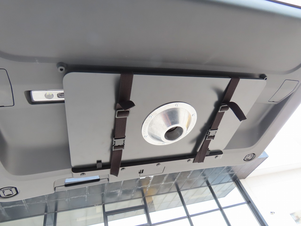 キャンピングカー バンコン ﾃﾞﾘｶD:5 ｹｲﾜｰｸｽ ｷｬﾝﾋﾟﾝｸﾞ仕様 4WD