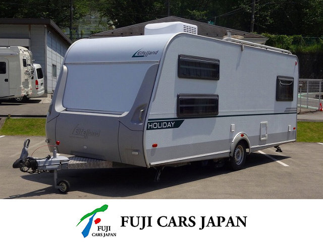 キャンピングカー トレーラー クナウス ホリデイ500　要けん引免許　アウトレット販売車