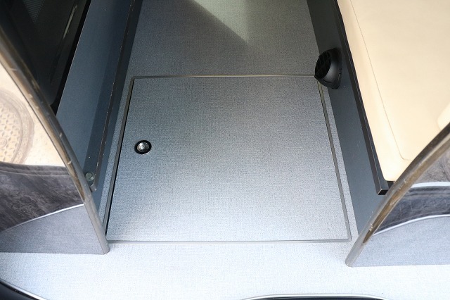 キャンピングカー バンコン ｳﾞｪﾙﾌｧｲｱHVﾐｽﾃｨｯｸ ﾊﾞﾙﾃｵ FF暖房4WD