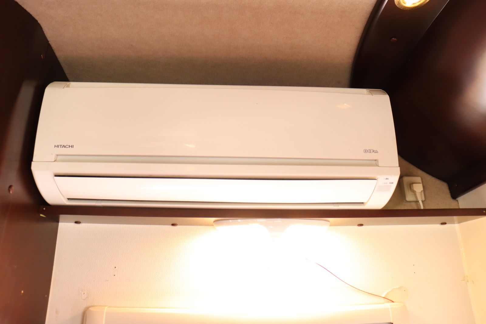 キャンピングカー キャブコン ｶﾑﾛｰﾄﾞ ﾅｯﾂRV製ﾐﾗｰｼﾞｭ 家庭用ｴｱｺﾝ 軽油