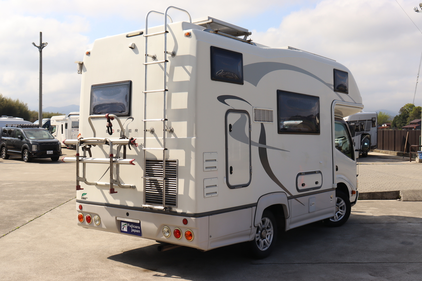 キャンピングカー キャブコン ｶﾑﾛｰﾄﾞ ﾅｯﾂRV製ﾐﾗｰｼﾞｭ 家庭用ｴｱｺﾝ 軽油