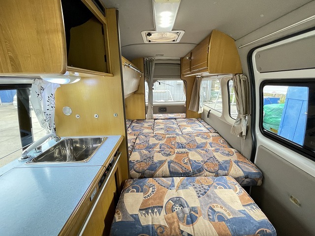 キャンピングカー バンコン ﾚｼﾞｱｽｴｰｽ ﾅｯﾂRV ﾗﾃﾞｨｯｼｭ