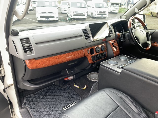 キャンピングカー バンコン ﾘﾝｴｲ ﾊﾞｶﾝﾁｪｽｻﾝﾃｨ 40L冷蔵庫 8ﾅﾝﾊﾞｰ