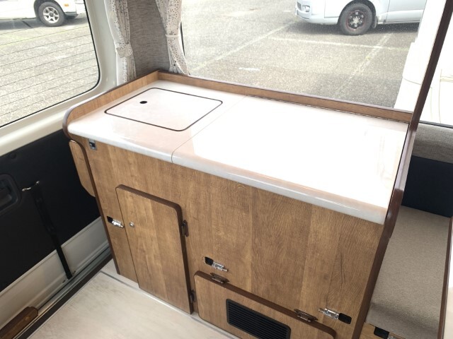 キャンピングカー バンコン ﾘﾝｴｲ ﾊﾞｶﾝﾁｪｽｻﾝﾃｨ 40L冷蔵庫 8ﾅﾝﾊﾞｰ