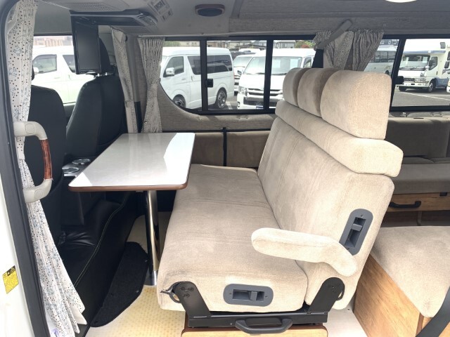 キャンピングカー バンコン ﾘﾝｴｲ ﾊﾞｶﾝﾁｪｽｻﾝﾃｨ 40L冷蔵庫 8ﾅﾝﾊﾞｰ