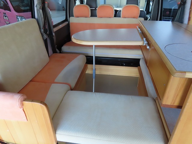 キャンピングカー バンコン ﾀｳﾝｴｰｽ ﾀｺｽ ﾊﾅ　出窓　ﾏｯｸｽﾌｧﾝ