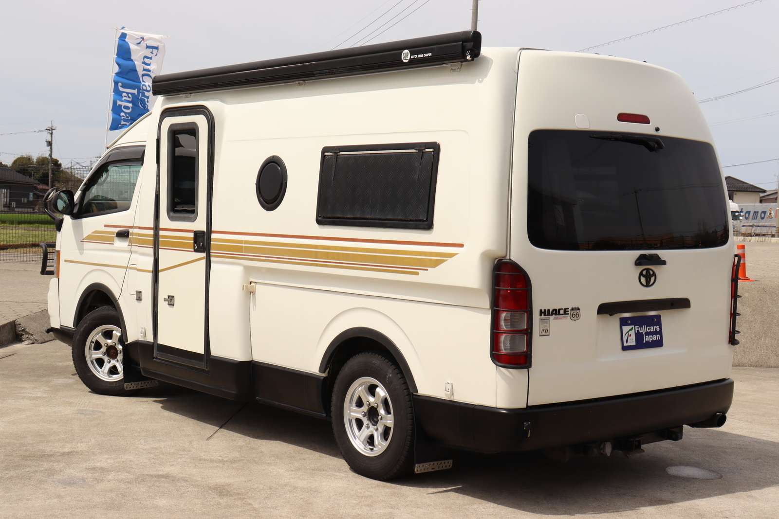 キャンピングカー ハイエース ﾊﾞﾝｺﾝ　ｶﾄｰﾓｰﾀｰ製 DD　4WD