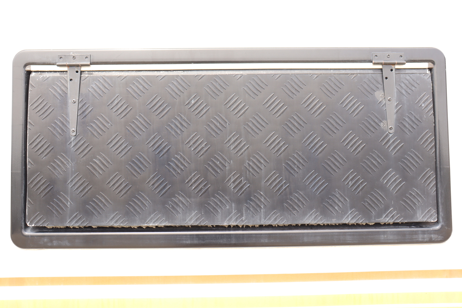 キャンピングカー ハイエース ﾊﾞﾝｺﾝ　ｶﾄｰﾓｰﾀｰ製 DD　4WD