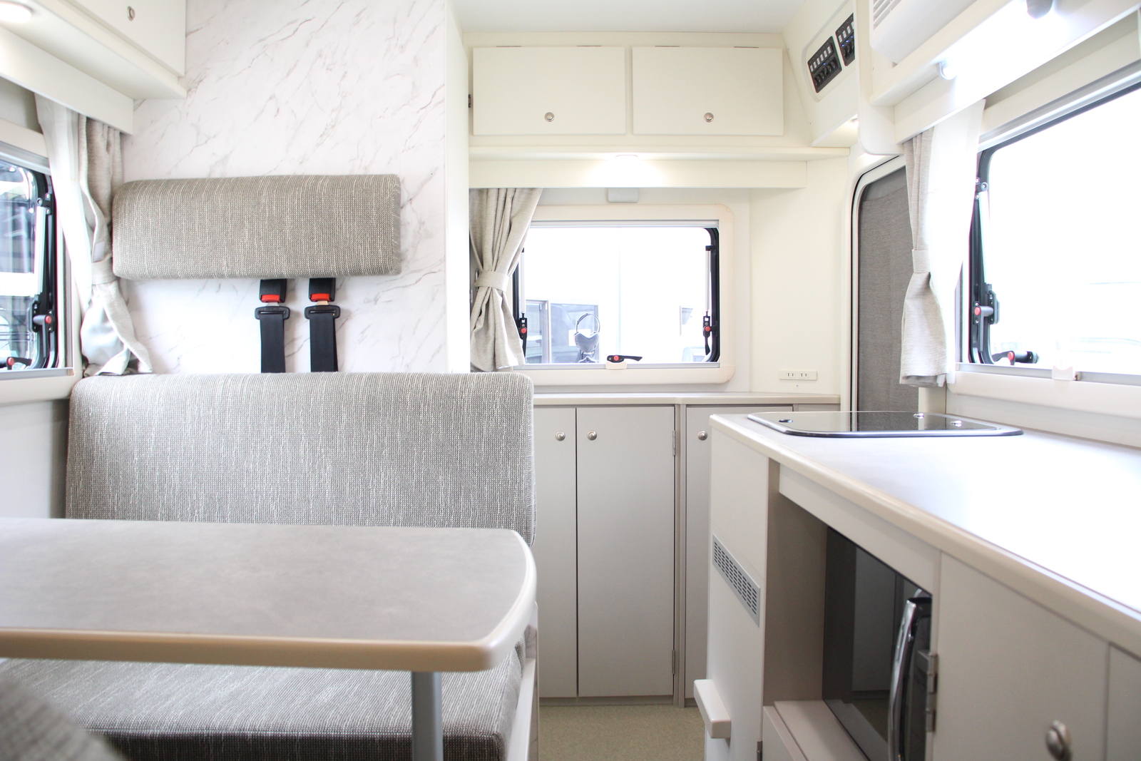 キャンピングカー キャブコン ﾎﾞﾝｺﾞ AtoZ ｱﾚﾝ･ﾊｲLE