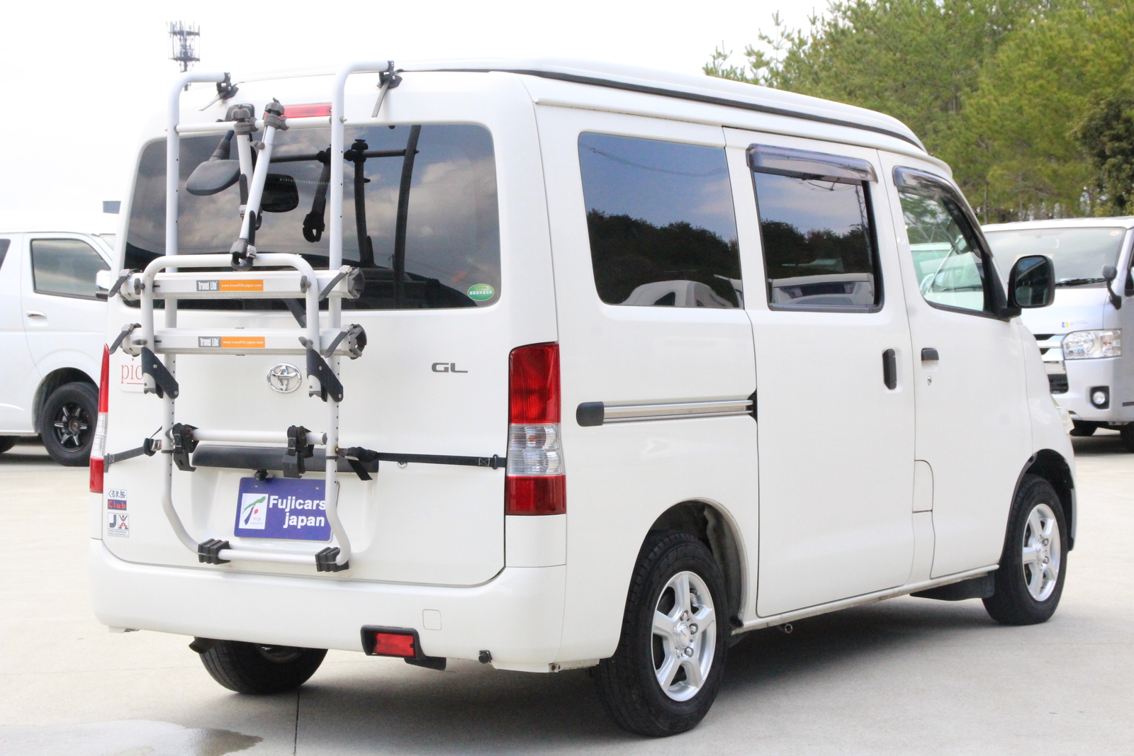 キャンピングカー バンコン ﾀｳﾝｴｰｽ ｷｬﾝﾋﾟﾝｸﾞｶｰ広島 ﾋﾟｺ