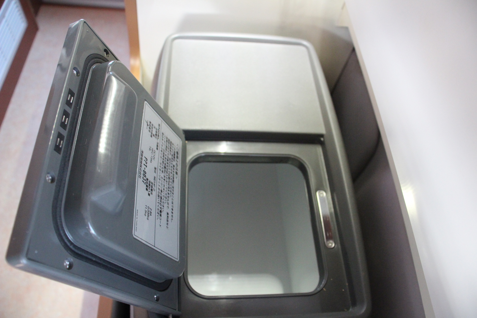 キャンピングカー バンコン ﾀｳﾝｴｰｽ ｷｬﾝﾋﾟﾝｸﾞｶｰ広島 ﾋﾟｺ