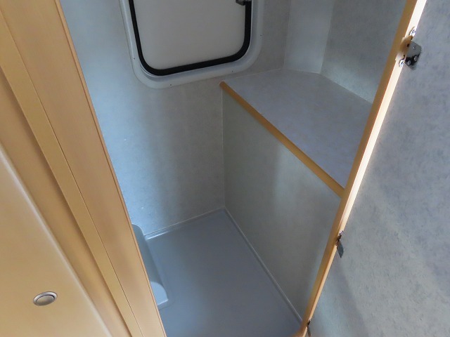 キャンピングカー キャブコン ﾊｲｴｰｽ ﾌｧﾝﾙｰﾁｪ ﾊﾟﾀｺﾞﾆｱ 4WD