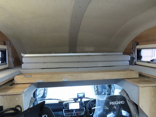 キャンピングカー キャブコン ｶﾑﾛｰﾄﾞ ﾅｯﾂ ｸﾚｱ5.3Xｴﾎﾞﾘｭｰｼｮﾝ