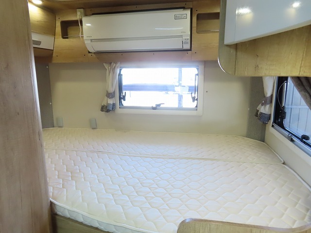 キャンピングカー キャブコン ｶﾑﾛｰﾄﾞ ﾅｯﾂ ｸﾚｱ5.3Xｴﾎﾞﾘｭｰｼｮﾝ