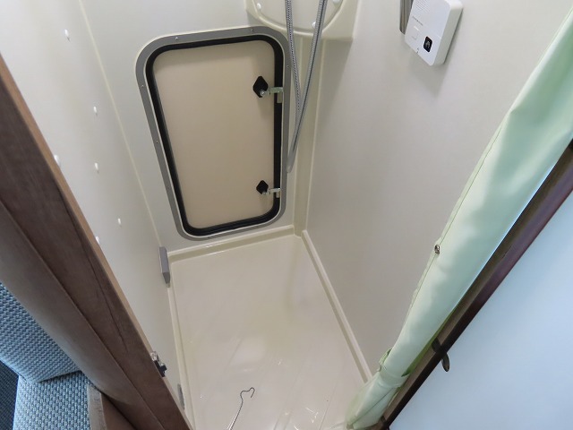 キャンピングカー キャブコン ｶﾑﾛｰﾄﾞ ﾅｯﾂ ｸﾚｱ5.3Xｴﾎﾞﾘｭｰｼｮﾝ