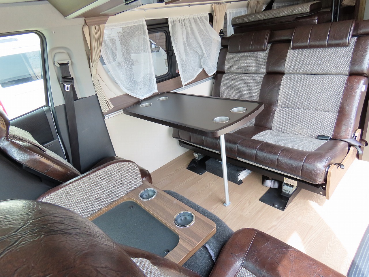 キャンピングカー バンコン ﾊｲｴｰｽ ﾚｸﾋﾞｨ ﾌｧｲﾌﾞｽﾀｰｾﾌﾟﾄ 4WD