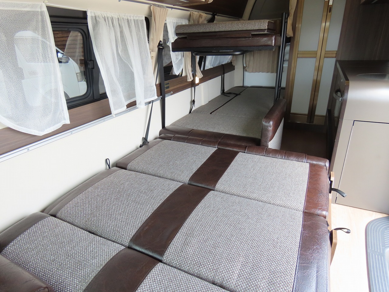 キャンピングカー バンコン ﾊｲｴｰｽ ﾚｸﾋﾞｨ ﾌｧｲﾌﾞｽﾀｰｾﾌﾟﾄ 4WD