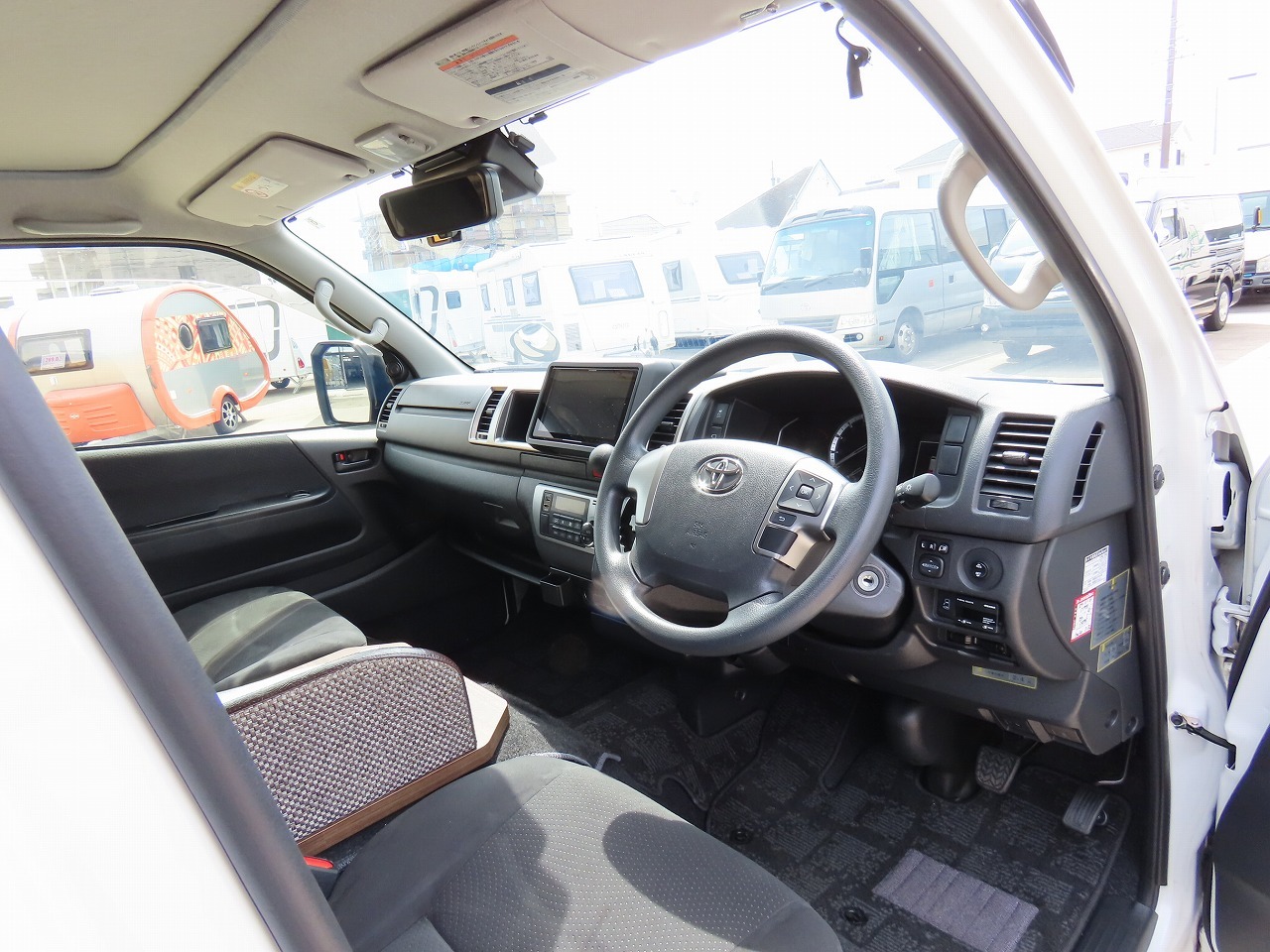 キャンピングカー バンコン ﾊｲｴｰｽ ﾚｸﾋﾞｨ ﾌｧｲﾌﾞｽﾀｰｾﾌﾟﾄ 4WD