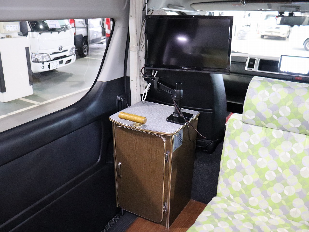 キャンピングカー バンコン ﾊｲｴｰｽ ｱﾙﾍﾟｼﾞｵ ﾘﾗｯｸｽ 4WD　FF