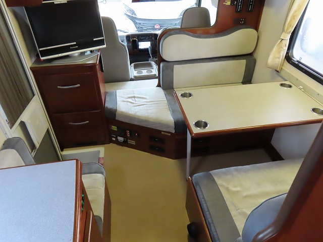 キャンピングカー キャブコン ｶﾑﾛｰﾄﾞ 東和 ｳﾞｫｰﾝR2B　FFﾋｰﾀｰ